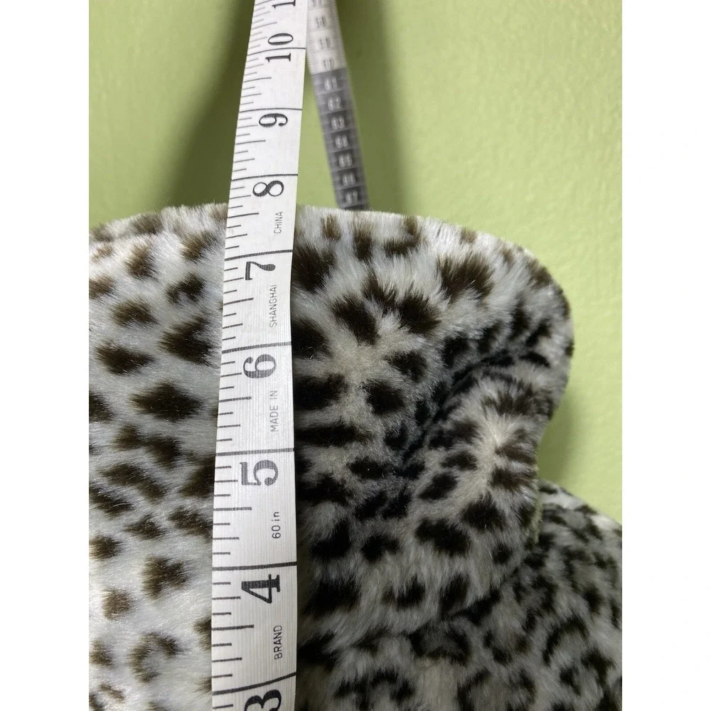 VTG Faux Fur Leopard Print Bucket Hat⁠ Y2K Mod Winter Hat⁠ ⁠Retro Statement Hat⁠